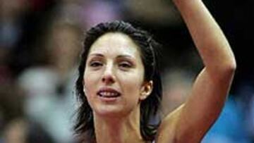 <b>CAMPEONA.</B> Myskina defiende el título logrado el año pasado.