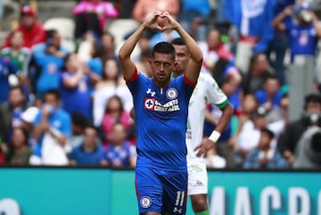 La cima le corresponde a un solo equipo esta jornada y ese es Cruz Azul. Pese a haberse quedado con un jugador menos unos minutos por la expulsión de Gerardo Flores, ‘La Máquina’ volvió a mostrar su nueva actitud y se puso al frente con gol de Elías Hernández. Posteriormente, cuando el partido se igualó en expulsiones, León no tuvo nada que hacer frente a un equipo celeste que ha demostrado este semestre una capacidad importante de juego. Es por eso que se mantienen invencibles en lo que va de este semestre