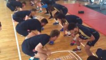 Los jugadores del Arsenal se lo pasan como niños entrenando