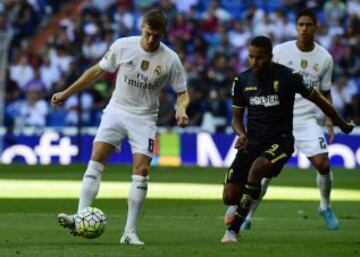 Kroos y El-Arabi.