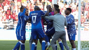 Hilal's midfielder Mohamed Kanno (#28) celebrates with his teammates after scoring a penalty goal during the FIFA Club World Cup second round football match between Morocco's Wydad AC and Saudi Arabia's Al-Hilal at the Prince Moulay Abdellah Stadium in Rabat on February 4, 2023. (Photo by Fadel SENNA / AFP)