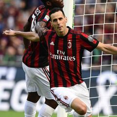 Conoce la historia de Kalinic: el '9' goleador de la indisciplina