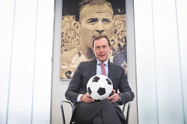 AS estrena ‘La Quinta del Buitre, cuando el fútbol era arte’