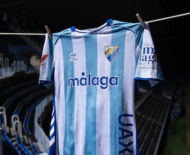 As es la camiseta del Mlaga para la temporada 2025/26
