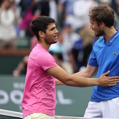 Alcaraz - Medvedev: horario, TV y cómo ver online las semifinales de Wimbledon en directo