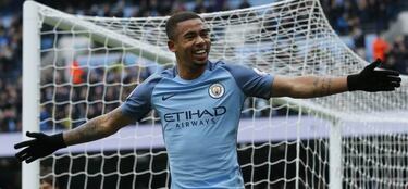 Aguero fails to guarantee Manchester City future