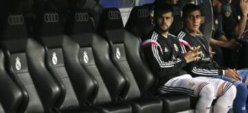 Nacho Fernández y el guardameta Keylor Navas en banquillo.