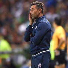 Caixinha: "Es el momento más difícil desde que llegué