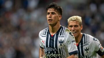 AME9096. MONTERREY (MÉXICO), 13/05/2023.- Maximiliano Meza de Rayados celebra hoy tras anotar contra Santos Laguna, durante un partido por los cuartos de final del torneo Clausura 2023, en el estadio BBVA de Monterrey (México). EFE/Miguel Sierra
