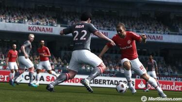 Pro Evolution Soccer 2012, Impresiones