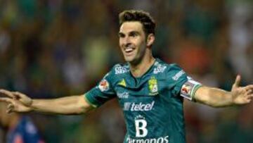 Mauro Boselli anotó doblete