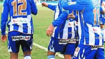 <b>QUE SIGA LA FIESTA. </b>El Málaga pretende que el equipo que le ha dado tantas alegrías siga junto el tiempo que haga falta.