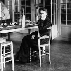 Marie Curie, científica: “No se puede esperar construir un mundo mejor sin mejorar a los individuos”