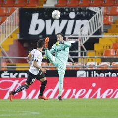 Aprobados y suspensos del Valencia: A Jaume se le escapó la victoria tras una exhibición de Maxi