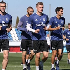 El Madrid se entrena para el Bayern sin Pepe ni Varane