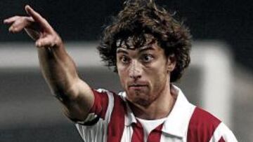 <b>¡VAN A POR ÉL! </b>Amorebieta levanta interés en varios clubes de media Europa. El Barça es el último que se ha interesado por su fichaje.