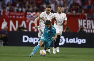 Ivan Rakitc y Luka Modric.