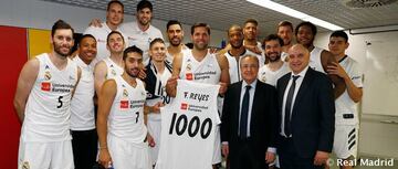 Felipe Reyes ha disputado hasta 1.000 partidos con la camiseta del Real Madrid. Lo hizo en junio de 2019. Y no es el único récord de longevidad que posee la leyenda del baloncesto español: también es el jugador que más partidos ha disputado y más rebotes ha capturado de la historia de la Euroliga, y también el que más partidos contabiliza en la Liga Endesa. Con el Real Madrid también contabiliza récords: es el profesional con más partidos y robos de balón, además del más veterano de la historia en vestir la camiseta blanca, algo que ha hecho ininterrumpidamente desde 2004, para un total de 17 temporadas. Con la Selección, llega a 236 internacionalidades, el tercero de la historia, y tiene 10 medallas con la misma. Solo Pau Gasol, con 11, le supera.