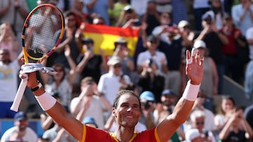 Paris 2024 Olympics - Tennis - Men's Singles First Round - Roland-Garros Stadium, Paris, France - July 28, 2024. Rafael Nadal of Spain celebrates after winning his first round match against Marton Fucsovics of Hungary. REUTERS/Claudia Greco
