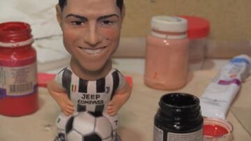 Desatada ya la 'Cristianomanía': en Rusia le hacen hasta muñecos