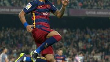 Neymar se gana al aficionado culé con goles y espectáculo