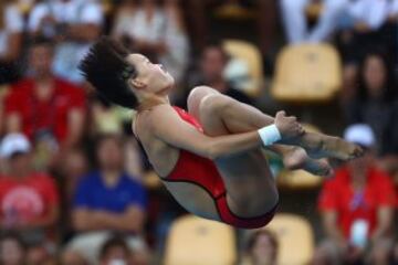 Ren Qian logró la medalla de oro en la final de salto de 10 metros. La saltadora china ha hecho historia al ganar el preciado metal con sólo 15 años de edad.