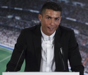 Cristiano Ronaldo será jugador blanco hasta 2021.