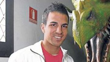 Cesc sigue recuperándose.