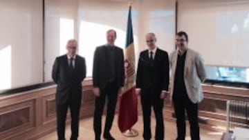 Antoni Mart&iacute;, cap del Govern de Andorra; Francesc Camp, ministro de Turismo y Medio Ambiente; Christian Prudhomme, director del Tour de Francia; y Javier Guill&eacute;n, director de la Vuelta a Espa&ntilde;a.