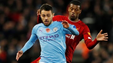 Soccer Football - Premier League - Liverpool v Manchester City - Anfield, Liverpool, Britain - November 10, 2019  Manchester City&#039;s Bernardo Silva in action with Liverpool&#039;s Georginio Wijnaldum   REUTERS/Phil Noble  EDITORIAL USE ONLY. No use wi