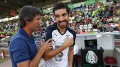 Rodolfo Pizarro discute en Twitter con comentarista deportivo