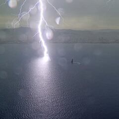 Alinghi Red Bull Racing desata la tormenta en Barcelona