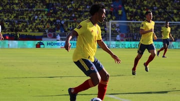 Juan Guillermo Cuadrado durante el partido entre Colombia y Per&uacute; por Eliminatorias.