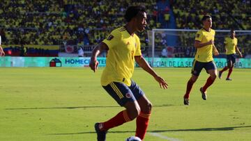 Juan Guillermo Cuadrado durante el partido entre Colombia y Perú por Eliminatorias.