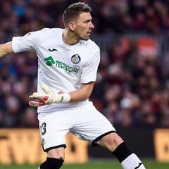 Día de despedidas en Getafe. Se van Planes, Guaita y Emi Buendía