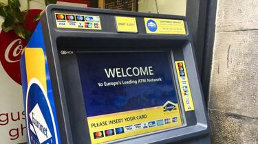 No uses estos cajeros automáticos por Europa, son una trampa para turistas