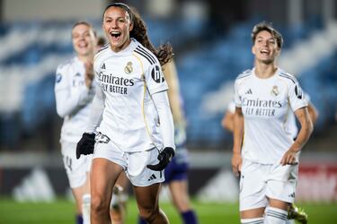 Manita y reliquia para Misa