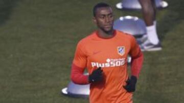 Jackson no se fue de vacaciones y ayer se entrenó con el grupo sin problemas.