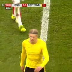 La escena final del cabreo de Haaland con una camiseta y Meré de por medio