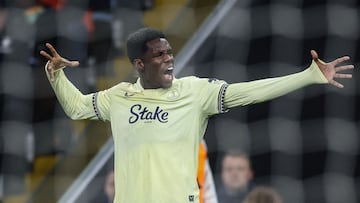 Aston Villa vs Everton live online: score, stats, goals & updates | Premier League 2025/26