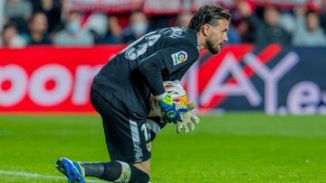 Dimitrievski, guardameta del Rayo Vallecano.