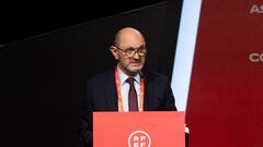 Rafael Louzán, el político que quiere pacificar el fútbol