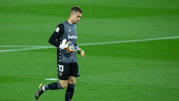 Aitor Fernandez of Levante during LaLiga, football match played between Real Betis Balompie and Levante Union Deportiva at Benito Villamarin Stadium on March 19, 2021 in Sevilla, Spain.
 AFP7 
 19/03/2021 ONLY FOR USE IN SPAIN