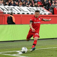 Aránguiz fue titular en goleada del Leverkusen sobre Frankfurt