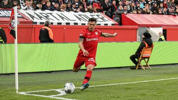 Aránguiz fue titular en goleada del Leverkusen sobre Frankfurt