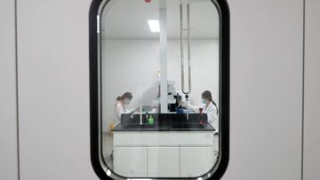 China 'vende' su vacuna a la OMS