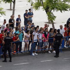 Las imágenes del entrenamiento de España a puerta cerrada