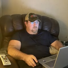 Deja el trabajo de mecánico con 45 años y ahora gana 150.000 euros al año