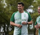 Almirón llega al Elche con Manusovich, Diego Osses y Maxi Velázquez