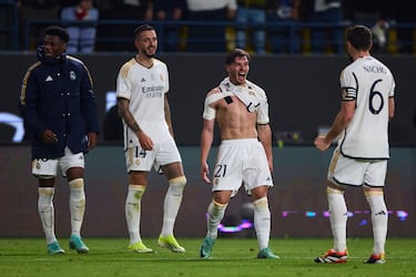 5-3. Brahim Díaz celebra el quinto gol que marca en el minuto 121 de partido.